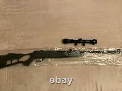 Hatsan Edge Printemps Combo. 177cal Air Rifle Avecscope Black Synthetic Mfg Hcedge177