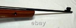 Mendoza 577 Carabine à air. Calibre .177 (Importation Crosman)