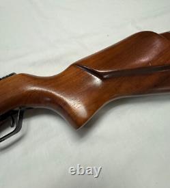Mendoza 577 Carabine à air. Calibre .177 (Importation Crosman)