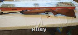 NEUF en boîte carabine à air Weihrauch HW95 calibre .22