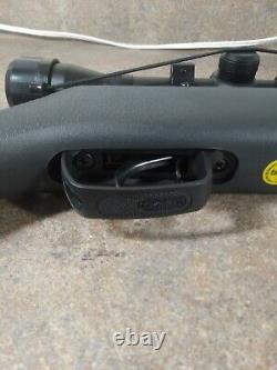 NOUVEAU Gamo Shadow 100.177 Caliber Carabine à plombs avec étui