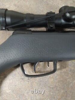 NOUVEAU Gamo Shadow 100.177 Caliber Carabine à plombs avec étui