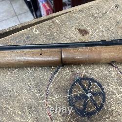 Produits Vintage Sheridan Inc. Blue Streak. Carabine à air comprimé de calibre 5mm.