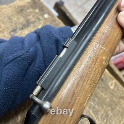 Produits Vintage Sheridan Inc. Blue Streak. Carabine à air comprimé de calibre 5mm.