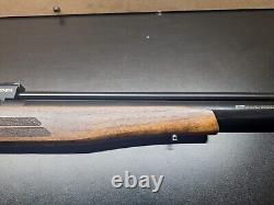 Rare Benjamin Cayden. Carabine à air PCP de calibre 25 n'a jamais été produite.