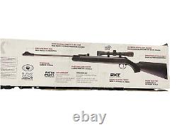 Ruger Blackhawk. Carabine à air comprimé à piston basculant de calibre 0,177 avec lunette 4x32