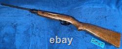 Slavia 618 Break Barrel Air Rifle. 177 Cal............................................................................................................................................................................................................................................................................................................................................................................................................................................................................................................................ Pellet Mfg En Tchécoslovaquie In5167
