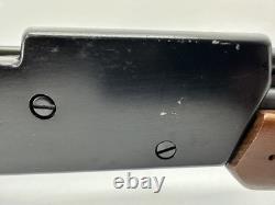 Smith et Wesson 77A. Carabine à air calibre .22