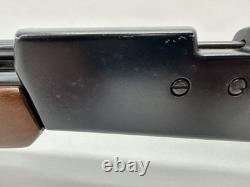 Smith et Wesson 77A. Carabine à air calibre .22