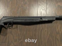 Stoeger S8000-E TAC Carabine à air comprimé Calibre .22 avec lunette 3-9x40 - Lire la description