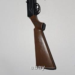 Superbe fusil à air comprimé Crosman Model 2200 Magnum de calibre .22 vintage.