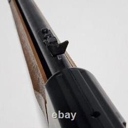 Superbe fusil à air comprimé Crosman Model 2200 Magnum de calibre .22 vintage.