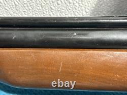 VTG 1997 Benjamin (Crosman) Blue Streak C9A 5mm. Carabine à air comprimé de calibre 20.