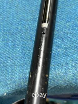 VTG 1997 Benjamin (Crosman) Blue Streak C9A 5mm. Carabine à air comprimé de calibre 20.