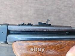 VTG Crosman modèle 180 Carabine à plombs CO2. 1956-62 Sécurité à verrouillage transversal