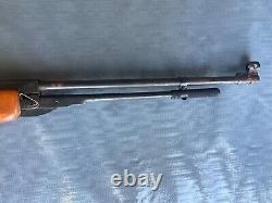 Vintage Fusil à air comprimé Cummins B3 pour outils industriels. Calibre .22, armement par levier inférieur