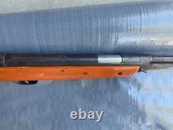 Vintage Fusil à air comprimé Cummins B3 pour outils industriels. Calibre .22, armement par levier inférieur